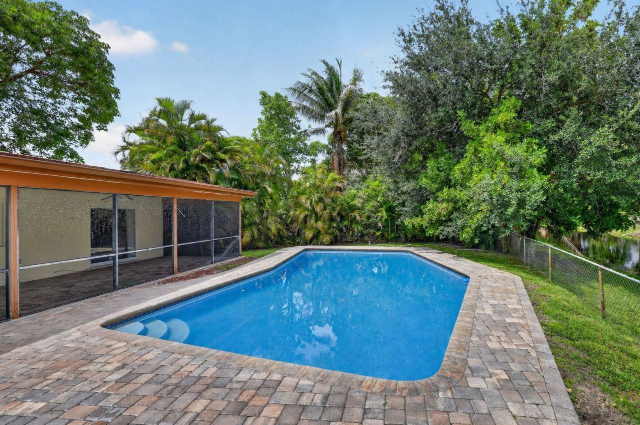 2551 NW 98th Terrace, Coral Springs, FL 33065 Photo