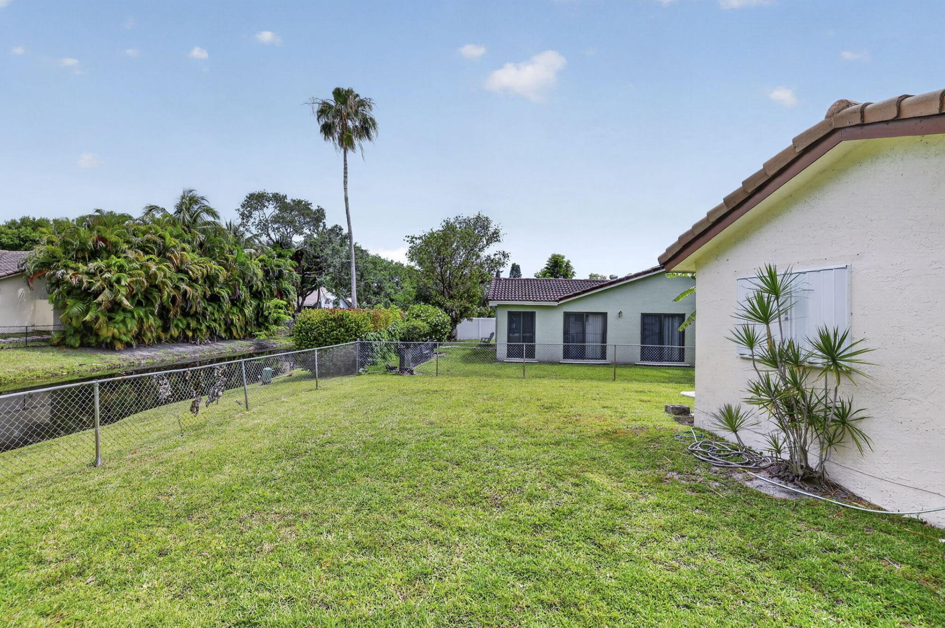 2551 NW 98th Terrace, Coral Springs, FL 33065 Photo