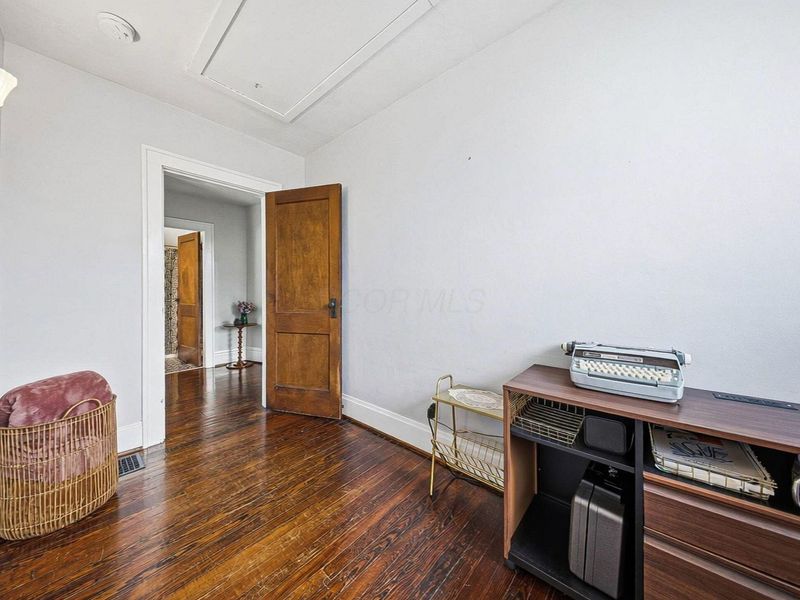 450 E Tompkins Street, Columbus, OH 43202 Photo 37