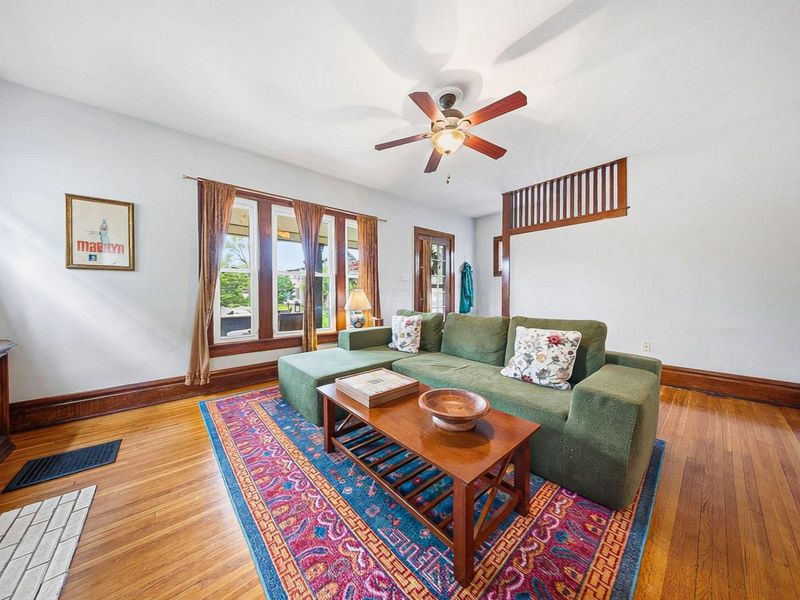 450 E Tompkins Street, Columbus, OH 43202 Photo 9