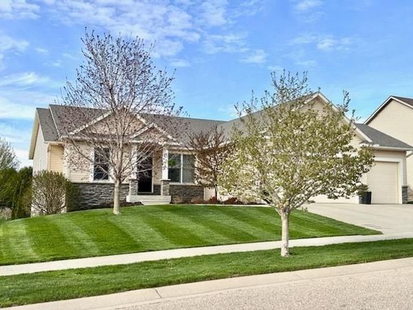 441 Wynnsong Dr NW , Byron, MN 55920