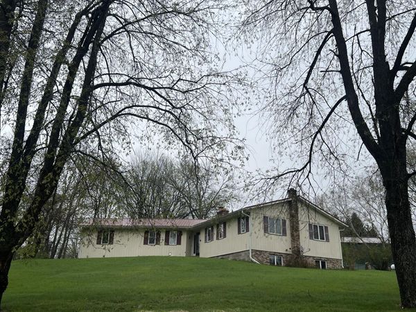 2114 Jannsen Court , Menomonie, WI 54751