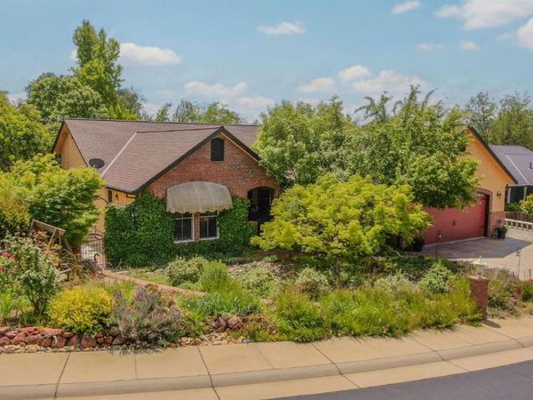 281 Oak Tree Cir, Murphys, CA 95247