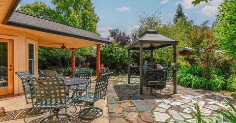 281 Oak Tree Cir, Murphys, CA 95247 Photo