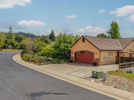 281 Oak Tree Cir, Murphys, CA 95247 Photo