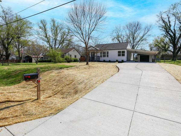 67 Scobey Dr , Nashville, TN 37210