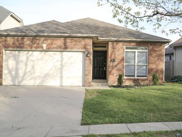 720 Whispering Brook Trace, Lexington, KY 40509