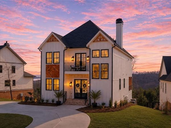 7410 Crestline Drive, Dawsonville, GA 30534