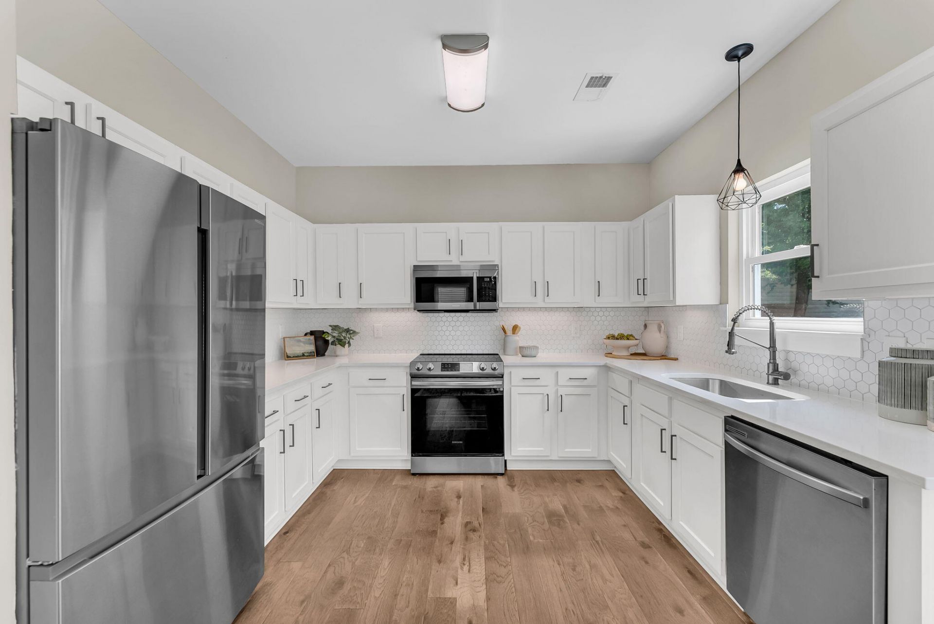 3575 Walter Drive Photo 13