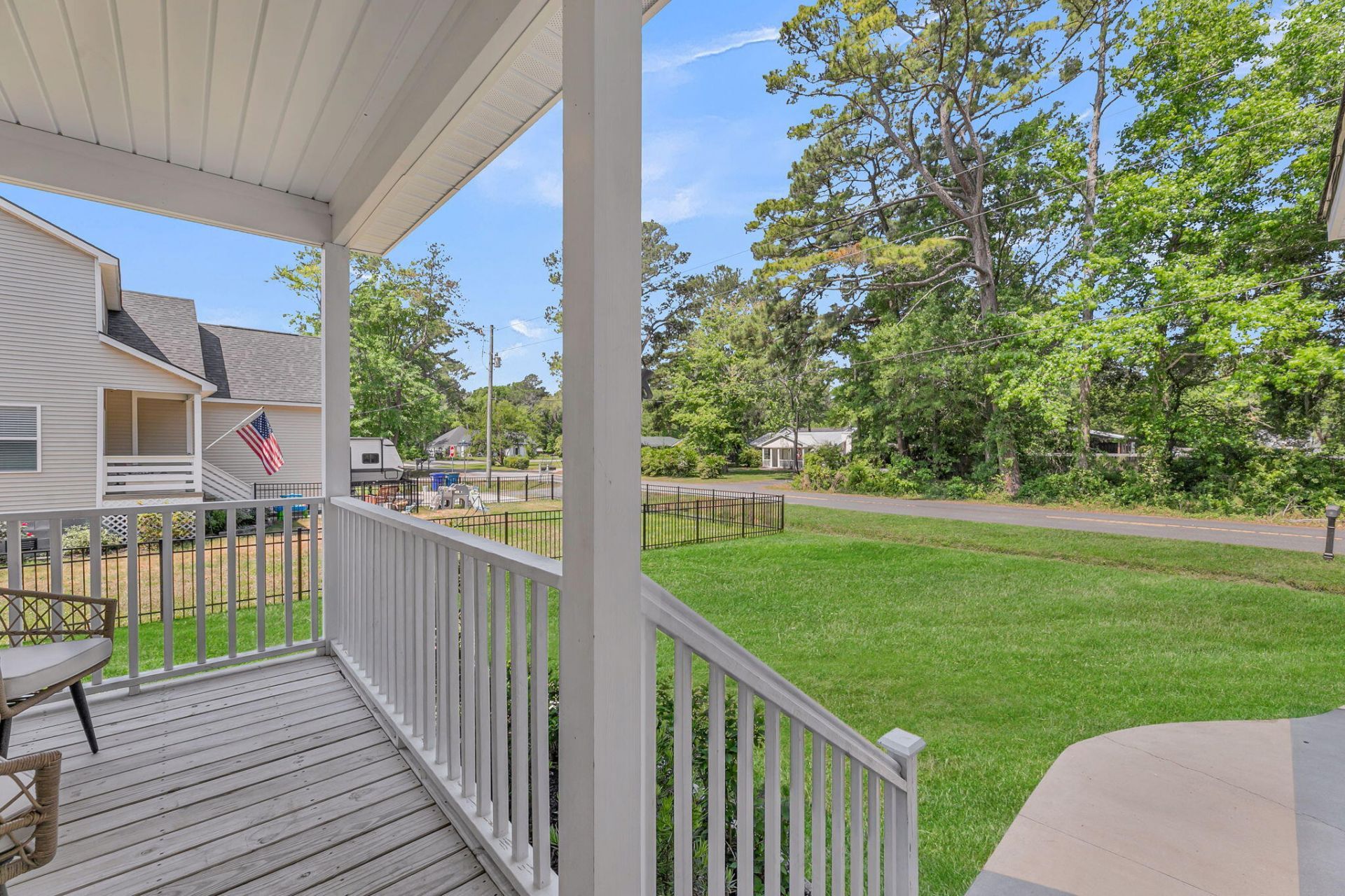 3575 Walter Drive Photo 4