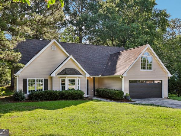 2360 Huntington Drive, Loganville, GA 30052