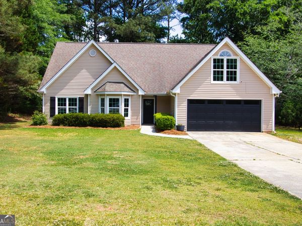 2360 Huntington Drive, Loganville, GA 30052