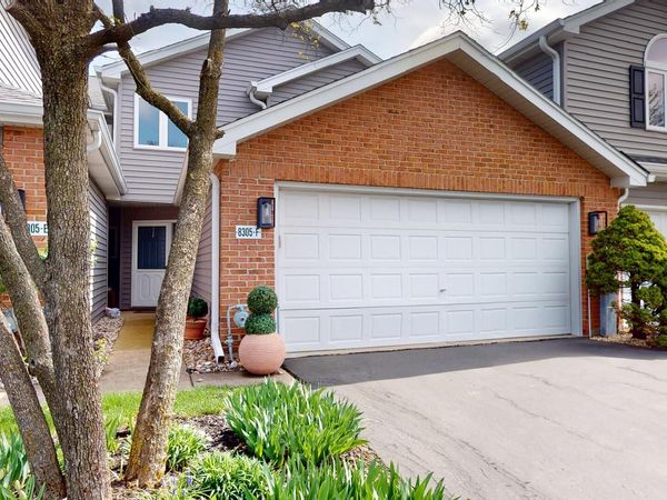 8305 Highpoint Circle , Unit F, Darien, IL 60561