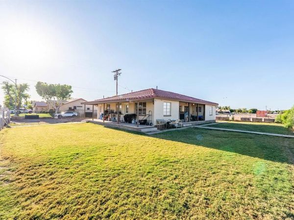 225 W Legion Road, Brawley, CA 92227