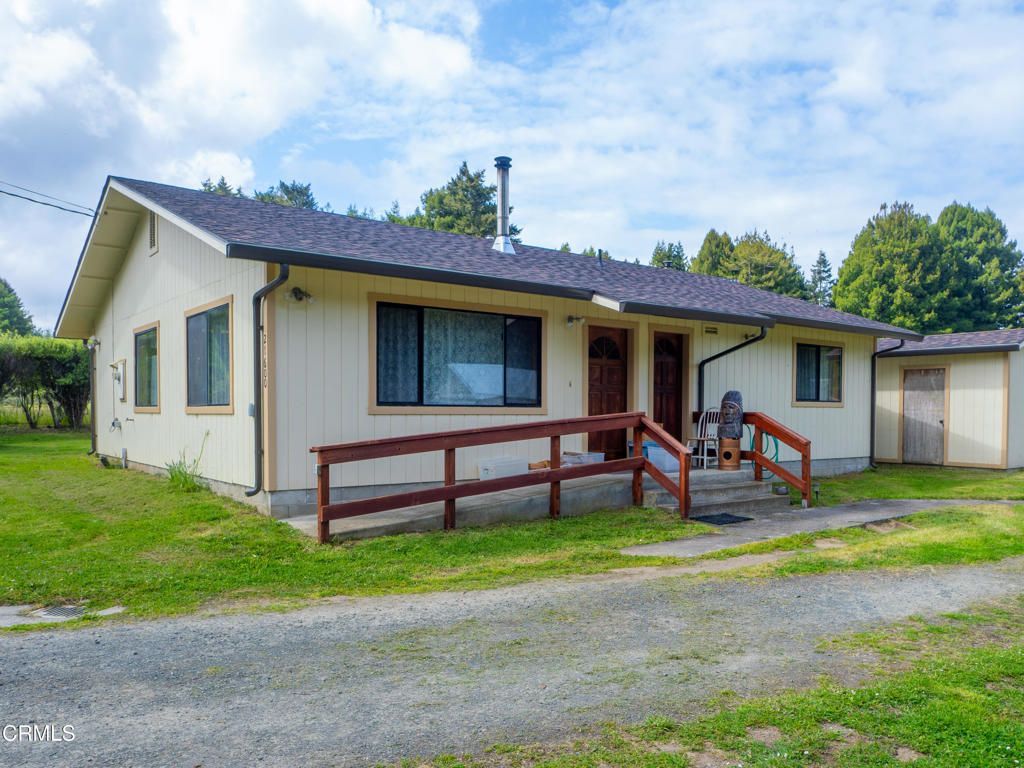 21600 Hellman Lane, Fort Bragg, CA 95437 Main Photo