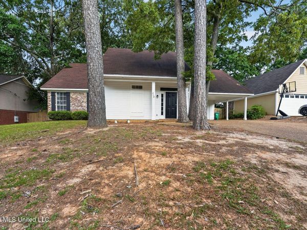 713 Glen Burne Lane, Ridgeland, MS 39157