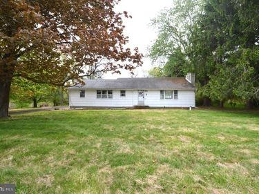 163 ROCKTOWN-LAMB ROAD, LAMBERTVILLE, NJ 08530