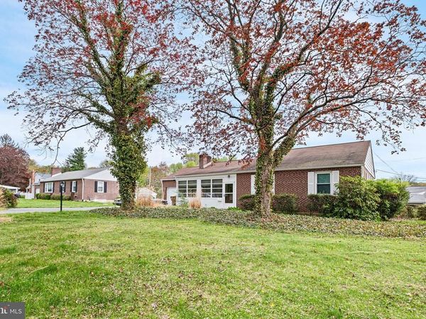 1405 MARSH ROAD, TALLEYVILLE, DE 19803