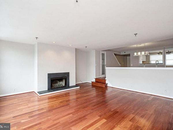 7 N COLUMBUS BOULEVARD , Unit 223, PHILADELPHIA, PA 19106