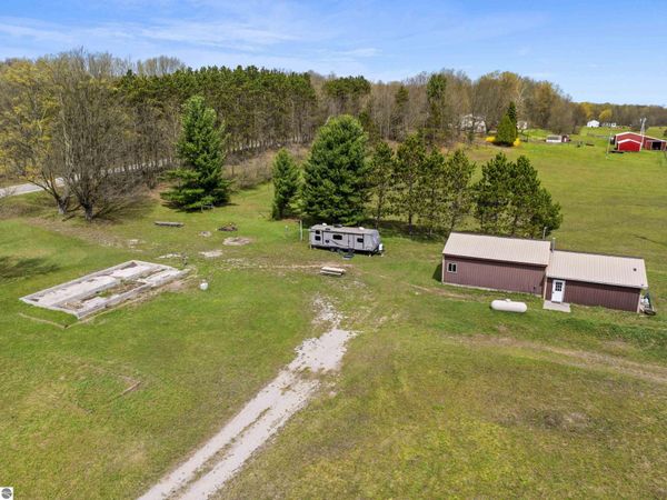 167 Pioneer Road N, Beulah, MI 49617