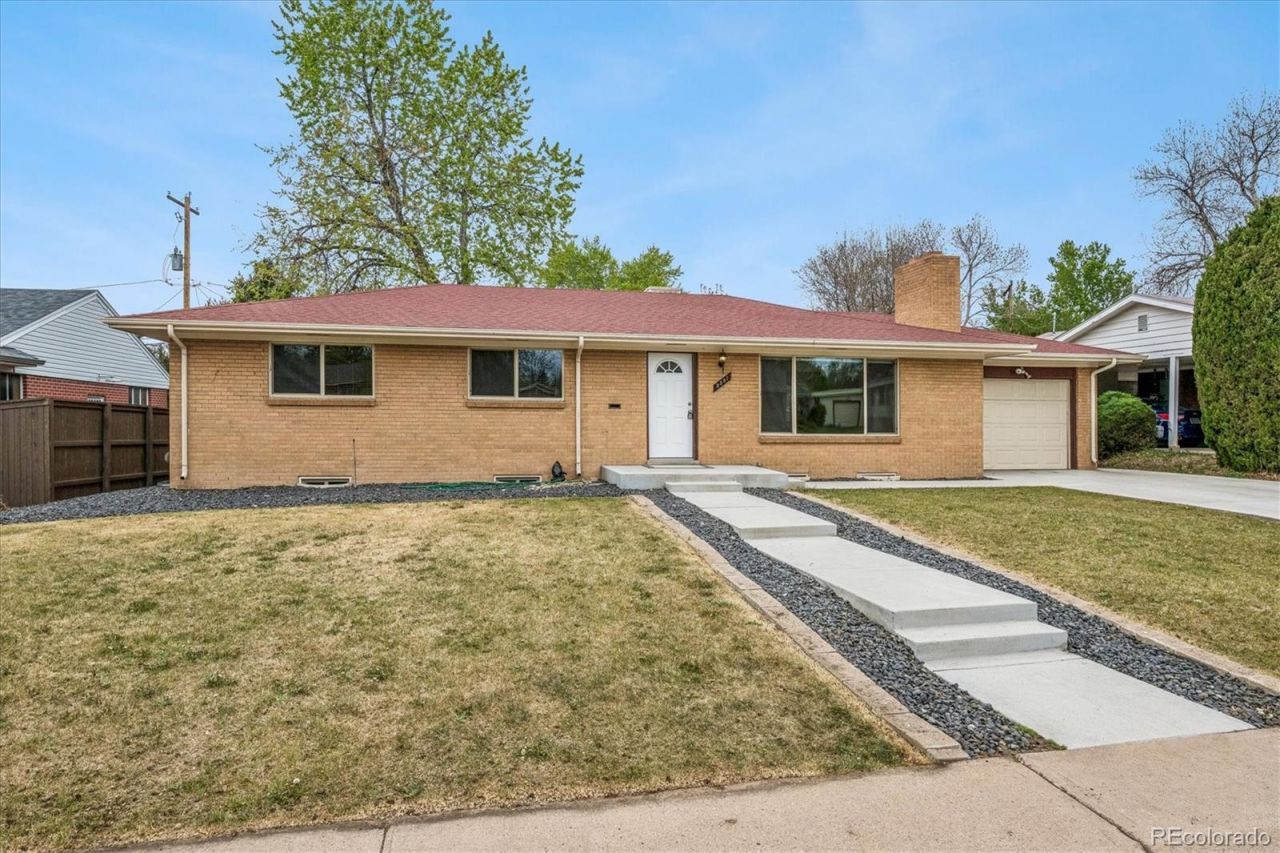 2581 S Dennison Court, Denver, CO 80222 Main Photo