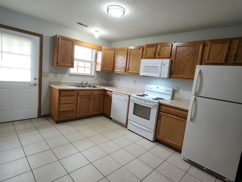 109 Nora Drive, Frazeysburg, OH 43822 Photo 20