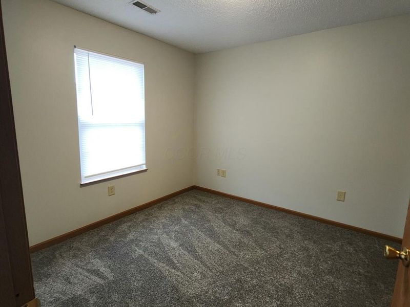 109 Nora Drive, Frazeysburg, OH 43822 Photo 7