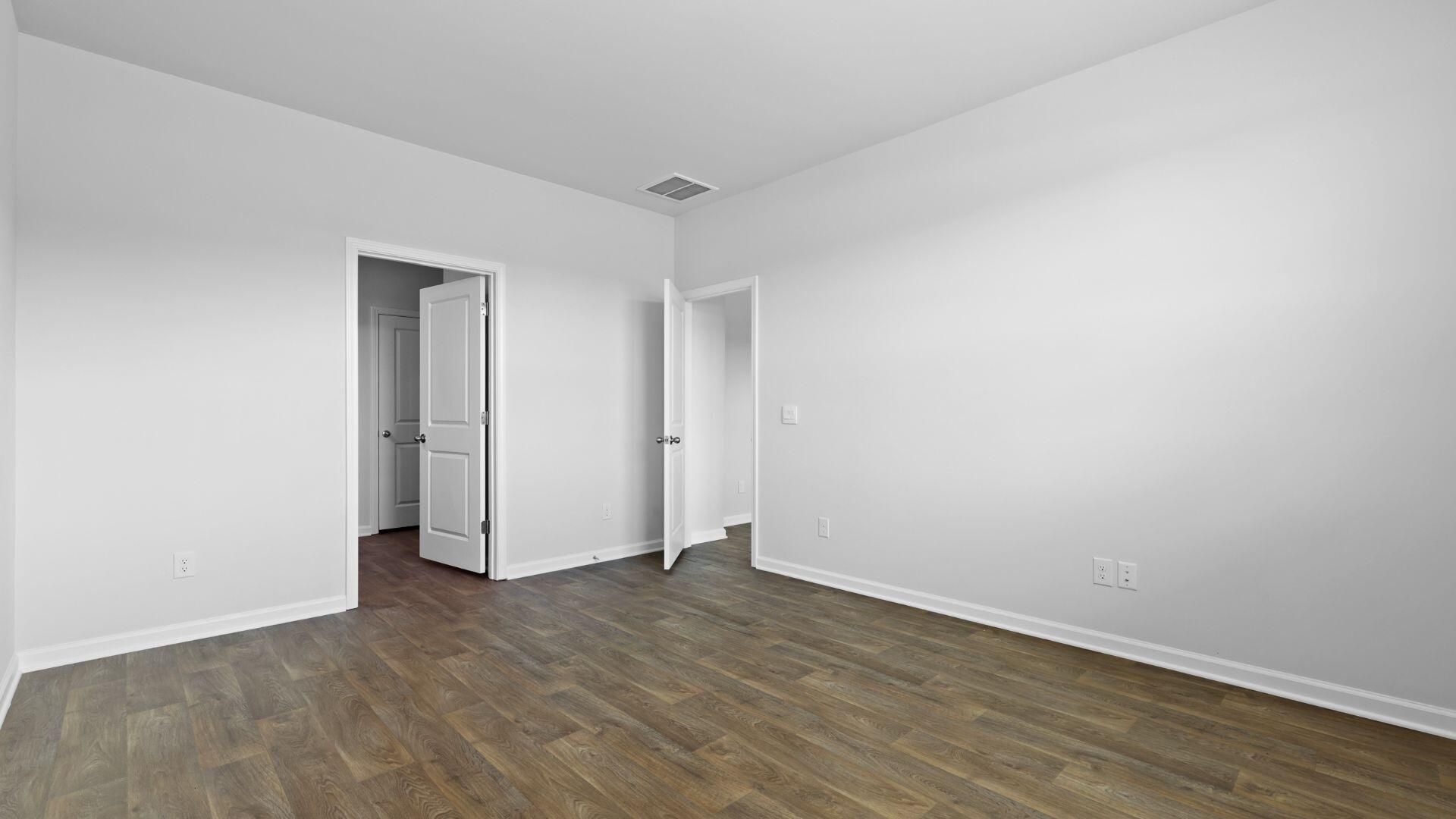 203 Brooks Drive Photo 13