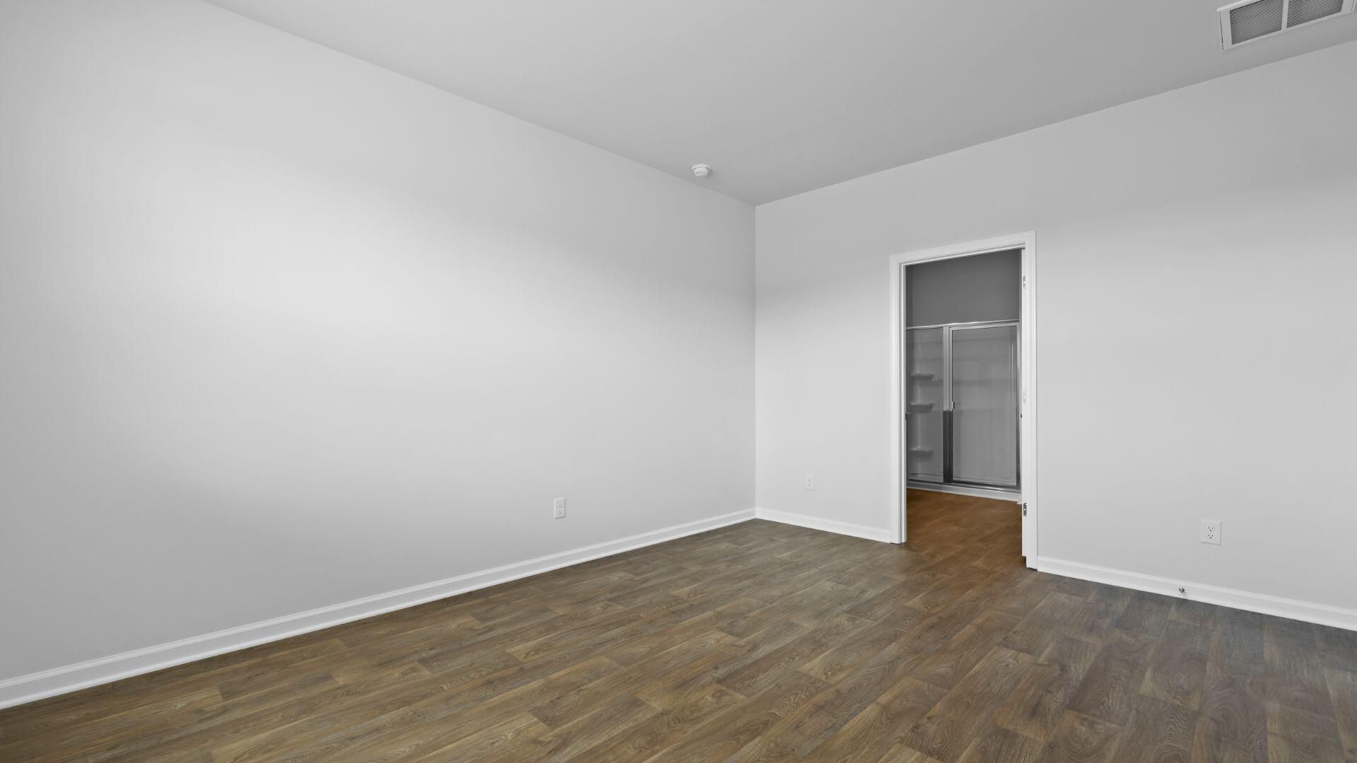 203 Brooks Drive Photo 15