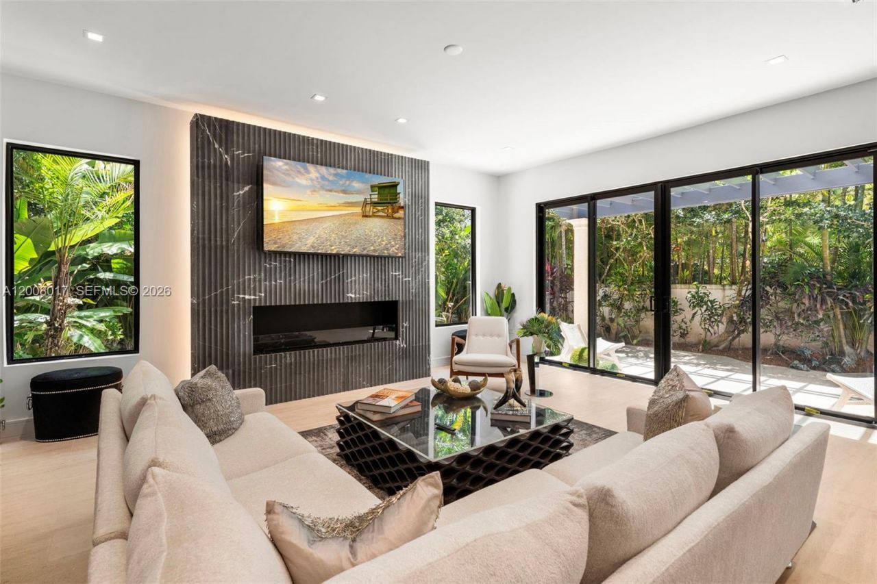 7291 SW 47th Ct, Miami, FL 33143 Photo