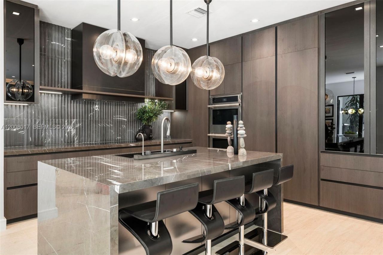 7291 SW 47th Ct, Miami, FL 33143 Photo