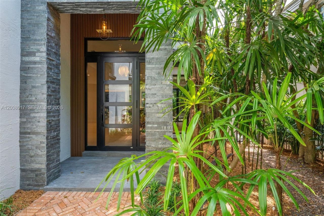 7291 SW 47th Ct, Miami, FL 33143 Photo