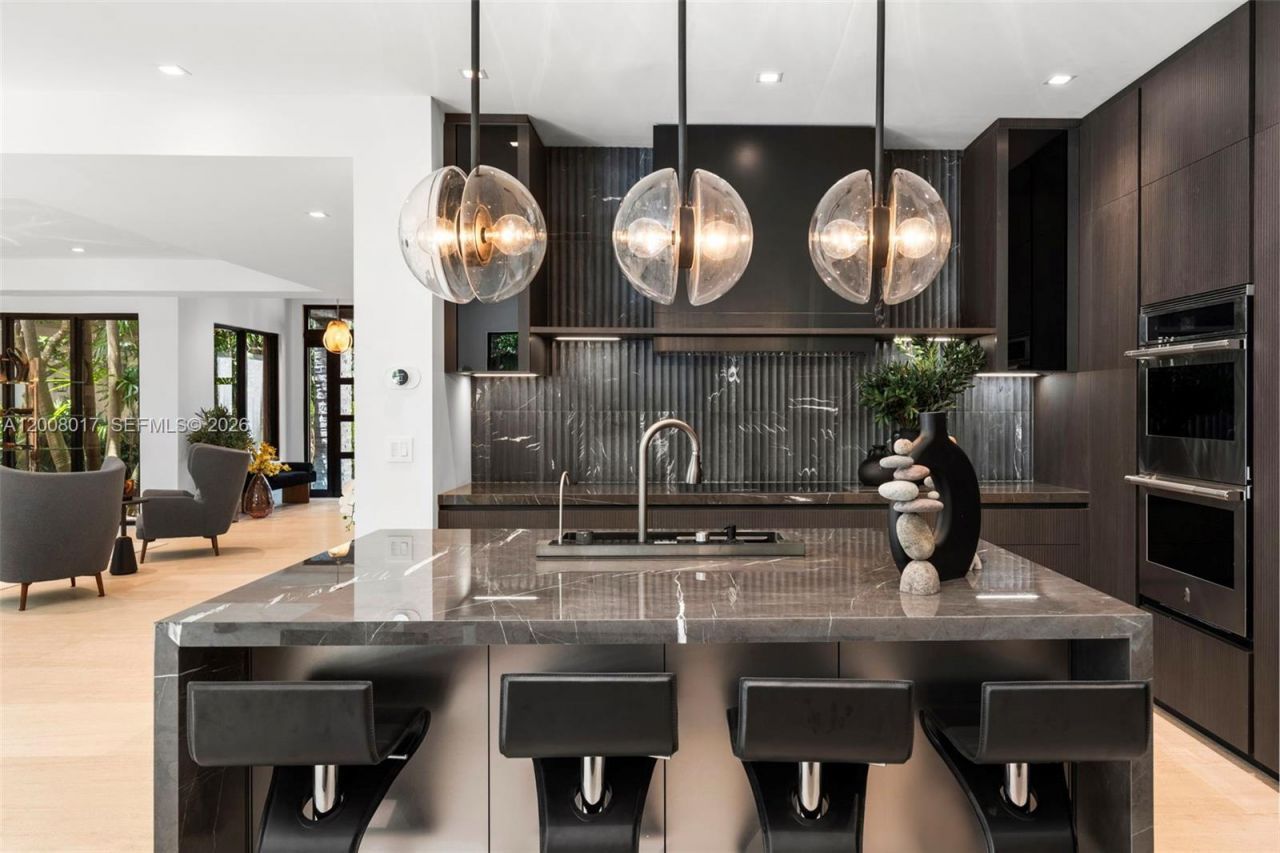 7291 SW 47th Ct, Miami, FL 33143 Photo