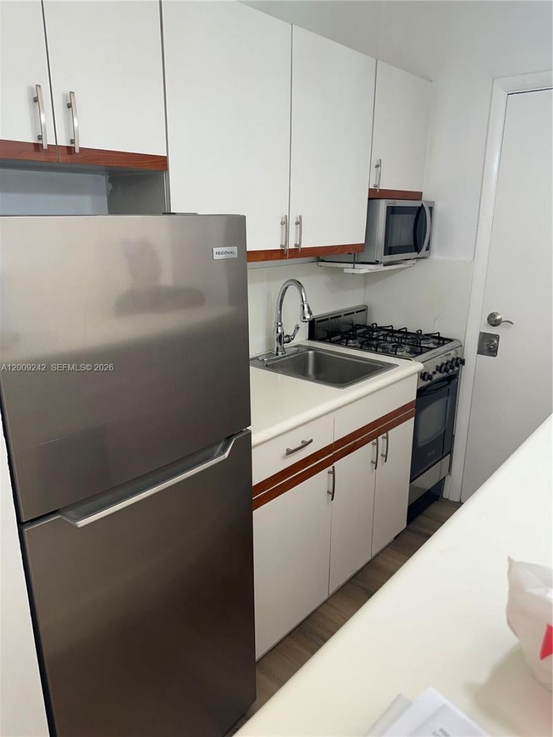 6310 SW 79th St , Unit 1, South Miami, FL 33143 Photo