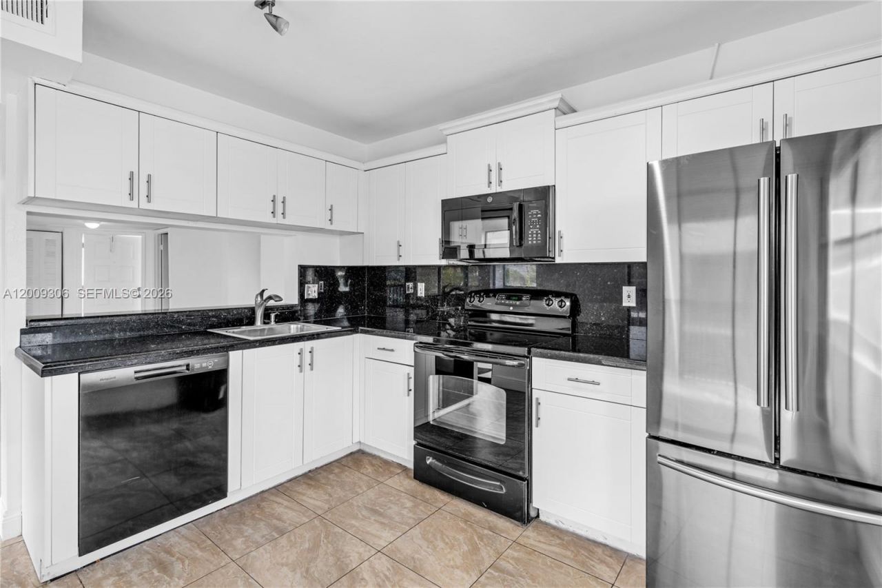 1403 S Liberty Ave , Unit 1403A, Homestead, FL 33034 Photo