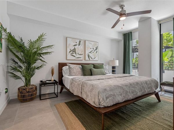 4 N Federal Hwy , Unit 301, Dania Beach, FL 33004