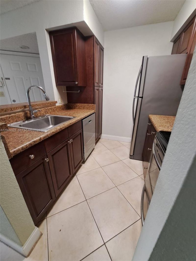 2796 S University Dr, Unit 2106, Davie, FL 33328 Photo