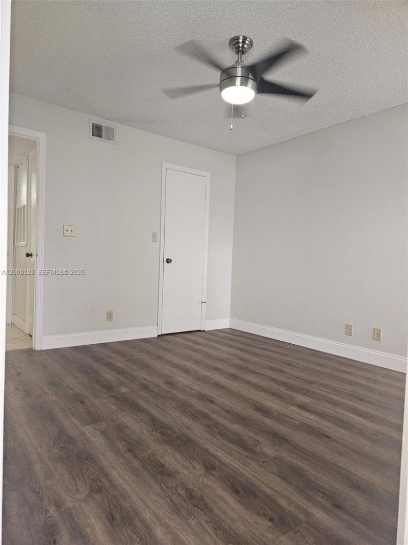 2796 S University Dr, Unit 2106, Davie, FL 33328 Photo