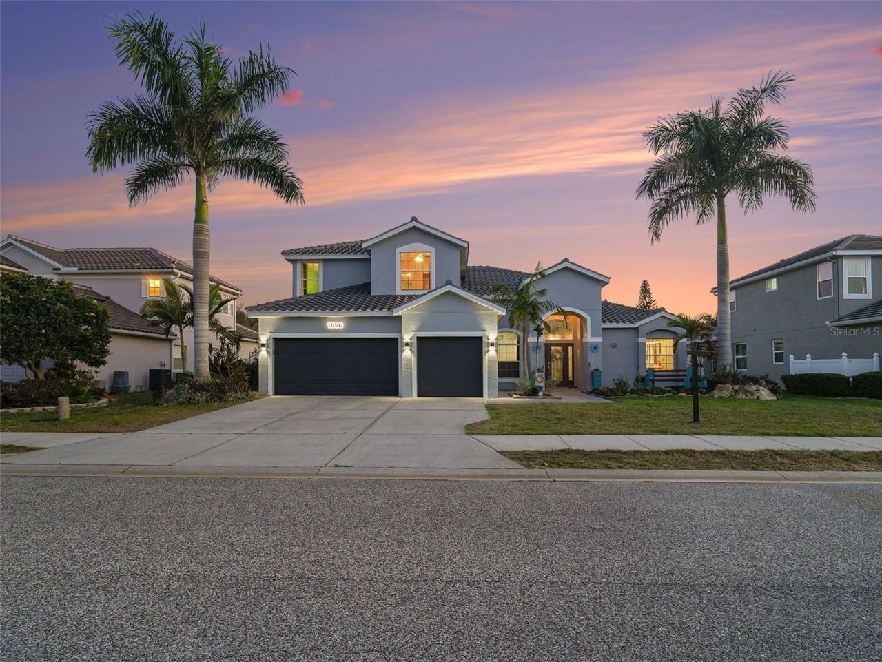 1656 Pinyon Pine Dr, Sarasota, FL 34240 Photo
