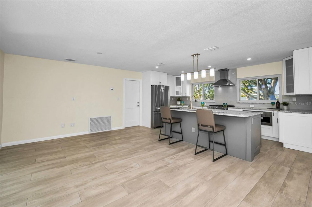 94 Nicholas Drive , Dunedin, FL 34698 Photo