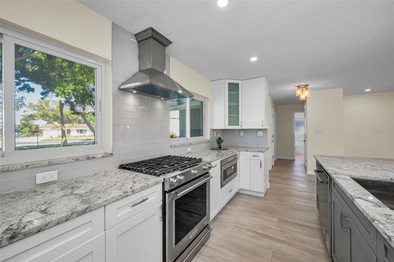 94 Nicholas Drive , Dunedin, FL 34698 Photo