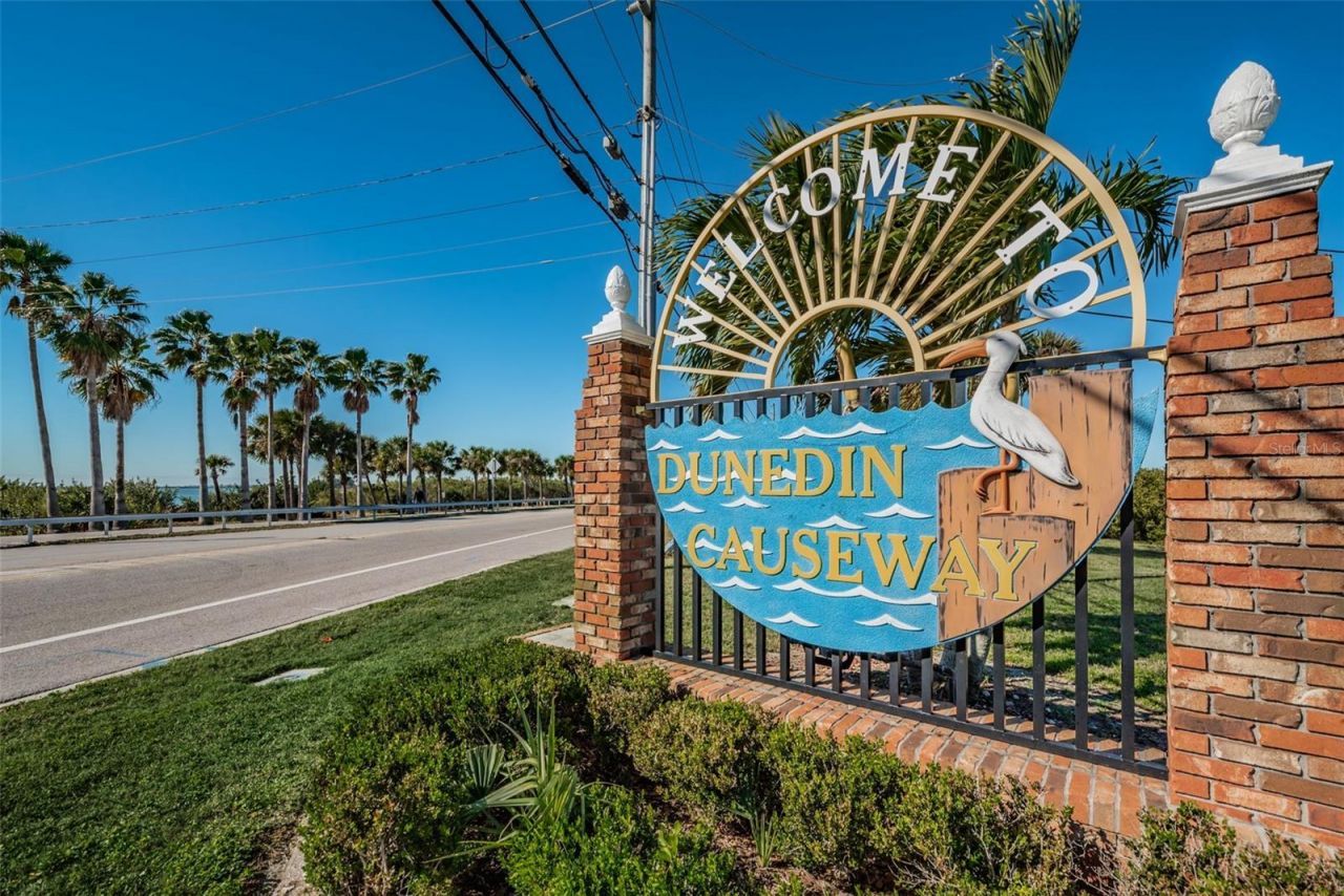 94 Nicholas Drive , Dunedin, FL 34698 Photo