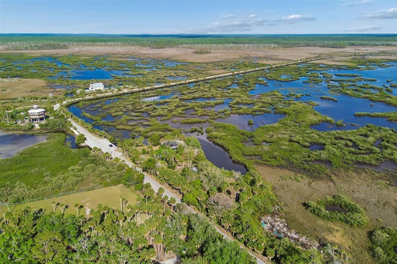 10501 Pine Island Drive , Weeki Wachee, FL 34607 Photo