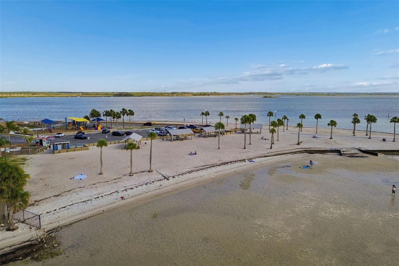 10501 Pine Island Drive , Weeki Wachee, FL 34607 Photo