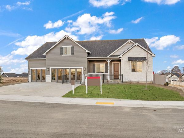 2375 N Mountain Vista Ave, Star, ID 83669