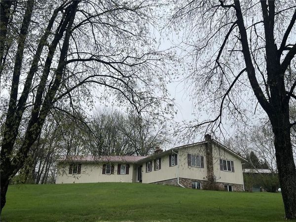 2114 Jannsen Court, Menomonie, WI 54751