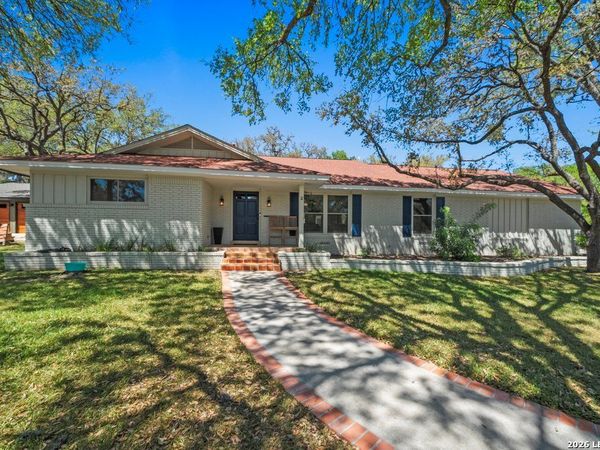 2 La Mesa, New Braunfels, TX 78130