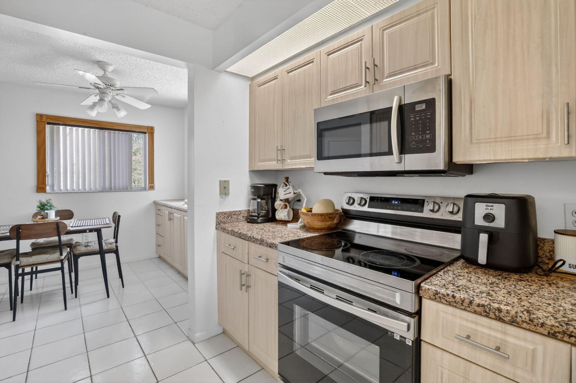 13700 SW 11th Street, Unit 201a, Pembroke Pines, FL 33027 Photo