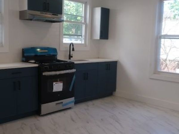 588 Bergen St, Unit 2, Newark, NJ 07108