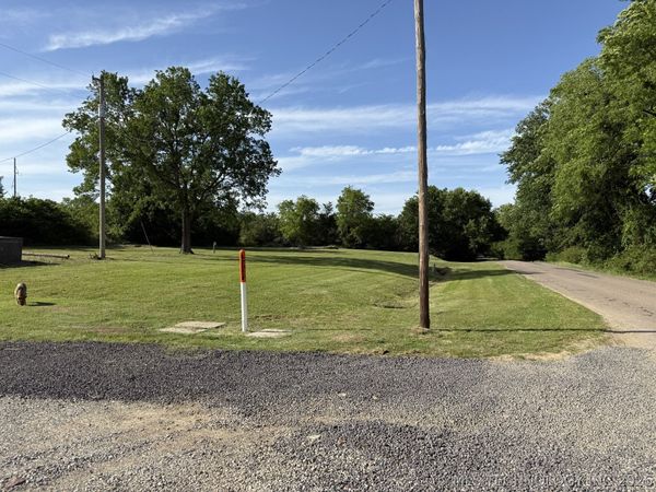 1517 Cemetery, Durant, OK 74701